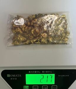 歯科技工？　ゴールド素材？　金？　金歯？　まとめ　素材不明金属　重量約200g 素材不明です。