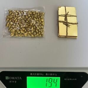 歯科技工？ ゴールド素材？ 金？ 金歯？ まとめ 素材不明金属 重量約190g 素材不明です。の画像1