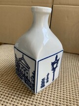 G403 送料無料　染付　陶器 徳利　一輪挿し　絵付四方壷　陶磁器　花器　　花瓶_画像3