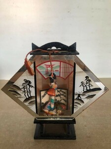 G517 送料無料　舞楽 「五節舞」人形　ガラスケース入 高さ約20.5cm 置物　飾り物　昭和レトロ