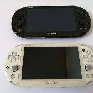 SONY PS Vita 本体 PCH-2000  2台 ジャンクの画像1