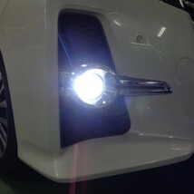 車検対応 爆光 2色切り替え イエロー LED フォグランプ HB4 ポン付け アルファード 10系 後期 ハリアー 30系 ハイエース 200系1型/2型/3型o_画像4