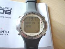 ★タンク潜水で動作確認済み★スント SUUNTO D6 グレーのシリコンベルト 電子コンパス 水中ガスチェンジ 人気の高品位機種 日本語取説付_画像4