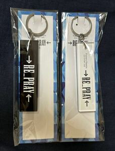  Hanyu Yuzuru li Play RE_PRAY acrylic fiber key holder black * white 2 piece set 