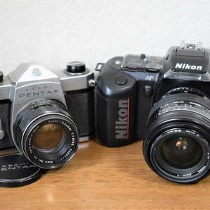 一眼レフカメラボディ13台＋レンズ22本と付属品のセット Nikon/Canon/minolta/Pentax/Olympusの画像4