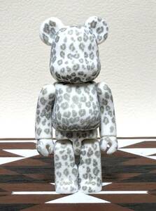 BE@RBRICK ベアブリック シリーズ30 PATTERN パターン 裏 フロッキー ホワイト豹 D2403187