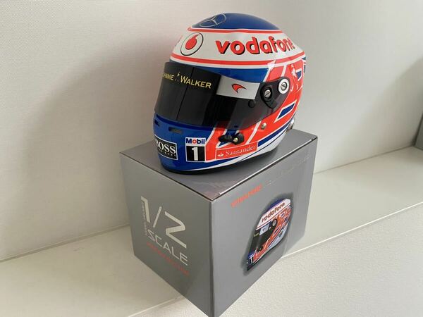 ★送料込★VODAFONE McLAREN MERCEDES JENSON BUTTON 1/2 ボーダフォン・マクラーレン メルセデス ジェンソン バトン ヘルメット BELL 1番