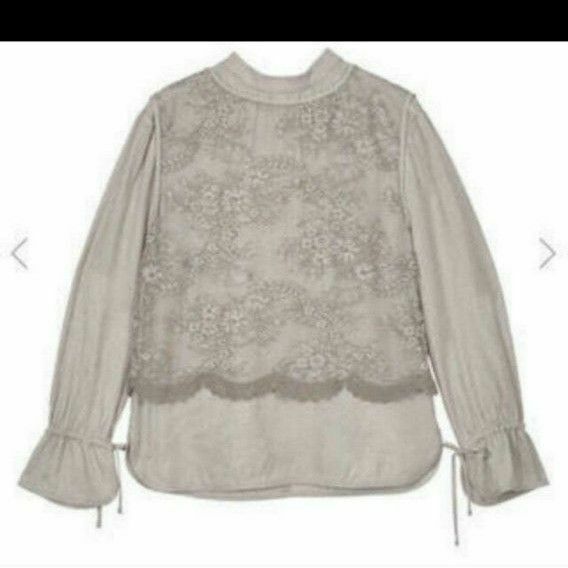 ameri vintageアメリヴィンテージBIB LACE LAYERED BLOUSE