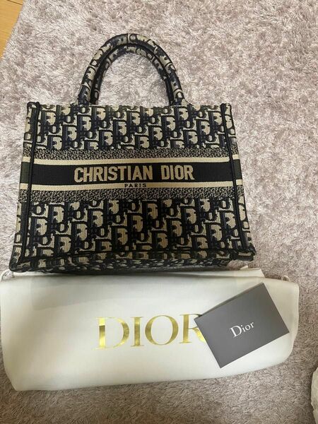 日本橋高島屋購入　確実正規品　ディオール　DIOR ブックトート　スモール Christian Dior トートバッグ