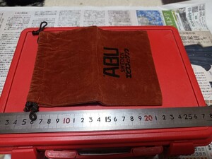 未使用 ● 激レア エビス【ABU 純正 OLD】 2500C 用 専用ケース ・OLD ABU ● アブガルシア リール袋 当時物 No1