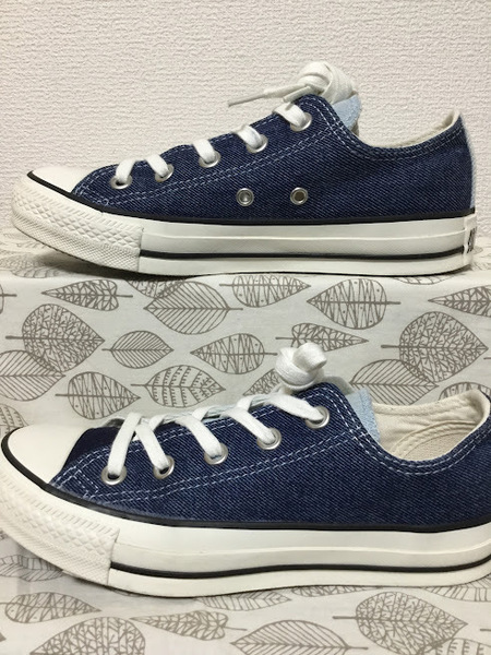 ◆美品 送料込 22.5 コンバース CONVERSE スニーカー 紺 01 0401