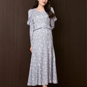 【新品】herlipto Marigold Satin Dress