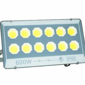 ♪最新 丸型COBチップ搭載 LED600W投光器 5台セット！薄型軽量 6000K 白色光 店舗/工場/駐車場の照明に！IP66防水！の画像2