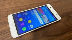 HUAWEI Y6 SCL-L02 SIMフリー Android スマホ 【5564】