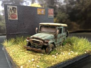 錆塗装 1/64 トヨタ ランドクルーザー ランクル 昭和レトロな風景 旧車 自作ジオラマ完成品 ケース付