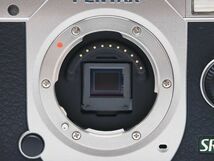 ペンタックス PENTAX Q7 Silver 12.4 MP Digital Camera 02 Lens [美品] #Z1068A_画像7