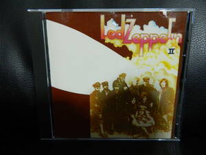 (3)　 LED ZEPPELIN　　/ 　　LED ZEPPELIN　Ⅱ　 　　輸入盤　 　 ジャケ、経年の汚れあり