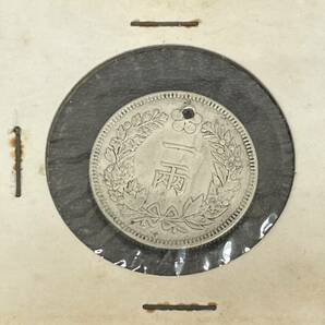 【B14195CK】希少 1両銀貨 銀幣 光武2年 二年 1898年 明治31年 仁川典圜局 朝鮮 シルバー 一両 在外貨幣 大韓 銀貨 古銭 韓国 1YANG 穴あきの画像1