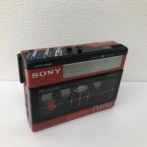 F176-K44-4472◎ SONY ソニー WALKMAN ウォークマン FM/AM ステレオカセットプレーヤー WM-F15 オーディオ機器 レッドの画像1