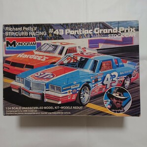 モノグラム 1/24 #43 Pontiac Grand Prix Richard Petty's STP/CURB RACING の画像1