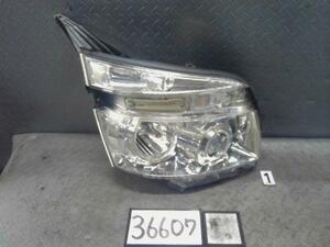 ヴォクシー DBA-ZRR70W 右ヘッドライトASSY ZS 煌 8人 1F7 コイト 28-203 HID カバー欠品 36607