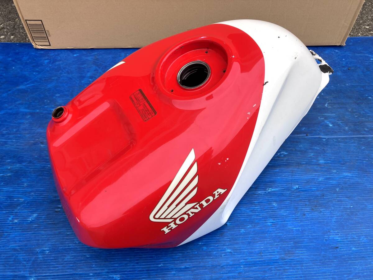 Yahoo!オークション -「rvf hrc」(ホンダ用) (タンク)の落札相場 Yahoo!オークション -「rvf hrc」(ホンダ用) (タンク)の落札相場