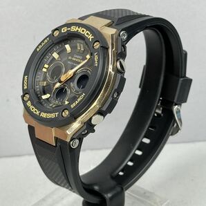 未使用同様 極美品 G-SHOCK GST-W300G-1A9JF GスチールG-STEEL タフソーラー 電波受信 電波ソーラー マルチバンド6 ブラック ゴールドの画像7