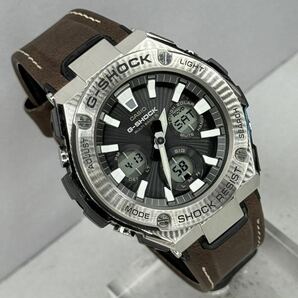 美品 G-SHOCK GST-W130L-1AJF G-STEEL Gスチール タフソーラー 電波受信 電波ソーラー マルチバンド6 メタルベゼル シルバー タフレザーの画像2