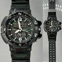 美品 G-SHOCK GW-A1100-1A3JF グラビティマスター タフソーラー 電波受信 電波ソーラー マルチバンド6 方位計搭載 ブラック グリーン_画像3