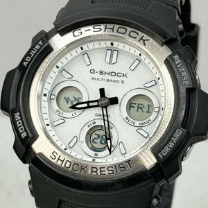 美品 G-SHOCK AWG-M100S-7AJF タフソーラー 電波受信 電波ソーラー マルチバンド6 アナログ/デジタルコンビ アナデジ ブラック ホワイト