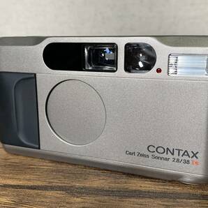 コンタックス Contax T2  高級コンパクトフィルムカメラ シャッター / フラッシュ / １回発光 / ２回発光 確認済み ジャンク扱いの画像3