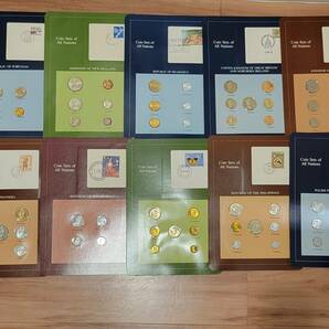 【3621】coin sets of ALL Nations 世界国々の貨幣セット 28枚 箱 マレーシア モロッコ 他 多数の画像4