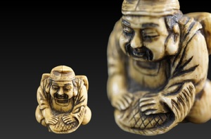 D4618-2 времена старый netsuke нет ... угол [. соотношение . sama ]. предмет старый netsuke 