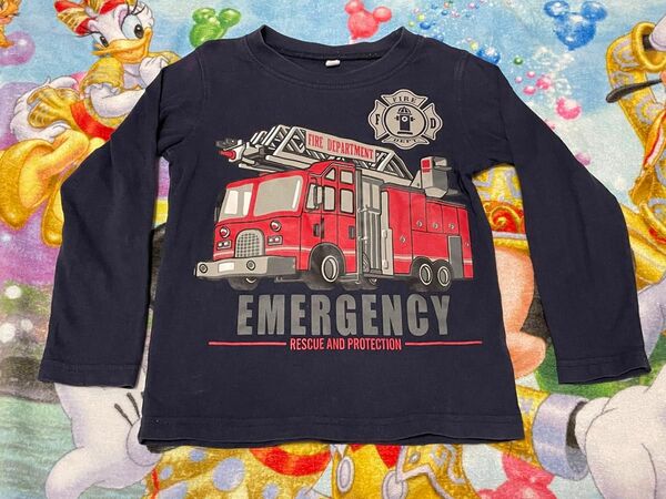 【子供服】消防車　梯子車　100サイズ　長袖シャツ【値下げ交渉不可】