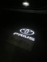 プリウス prius 50系30系20系 カーテシランプ【Z197】_画像2