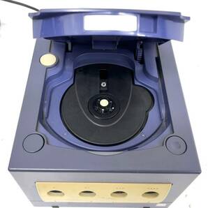 P423-W7-1457 ◆ Nintendo ニンテンドー GAME CUBE ゲームキューブ 本体 DOL-001 コントローラー4点 コード類付き 通電確認済み③の画像6