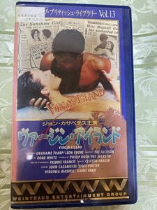 ★408ビデオテープ　VHS★ジョン・カヴェデス主演　「ヴァージン・アイランド」　1958年　イギリス　字幕版