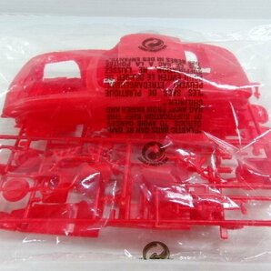 モノグラム 1/24 シボレー コルベット クーペ 1965 キット (3334-755)の画像6