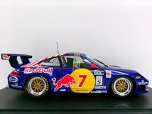 オートアート 1/18 ポルシェ 911 GT3 R #7 Red Bull デイトナ 24h 2002 (1331-375)_画像3
