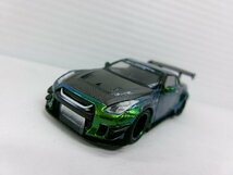 TSMモデル ミニGT × ターマック 1/64 LBワークス ニッサン R35 GT-R Type 2 リアウイング Ver.3 マジックグリーン 右ハンドル (4246-72)_画像1