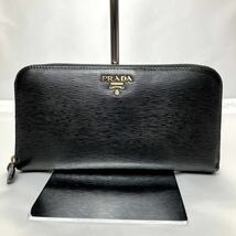 【極美品】PRADA プラダ 長財布 ヴィッテロムーブ ラウンドジップ ファスナー 本革 ロゴ金具 ゴールドロゴ ブラック 黒 メンズ レディース_画像2