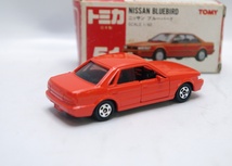 made in Japan 日本製 トミカ 日産 ブルーバード 1/60 51 箱付 ミニカー 1988 車両キレイ_画像3