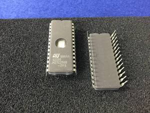 M27C256B-15F6 【即決即送】STマイクロ 32Kx8 EPROM [AZ11-29-21Tb/284808M] ST Micro EPROM 256K ２個