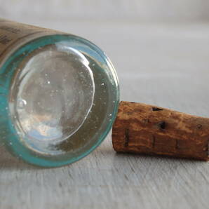 フランスアンティーク ガラス瓶 1920年 ポット ボトル 薬瓶 ブロカント 北欧 ヴィンテージ 紙ラベル付き ナチュラルの画像7