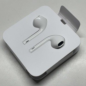 【送料無料】iphone 付属品 EarPods（lightningコネクタ）ヘッドホン & lightningケーブル 0410の画像3