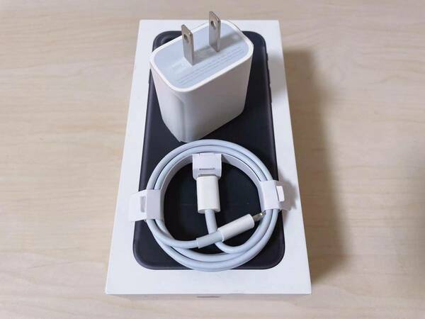 ■○新品 iphone 20w usb-c電源アダプタ/充電器&充電ケーブル1m タイプｃ純正品質 IPhone6.7.8.X.11.12.13.14mini ，pro promax代IPad用