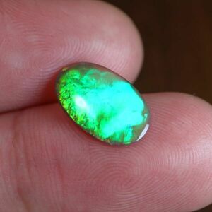 オーストラリア産 天然ブラックオパール1.01ct black opal