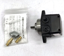 C4325YO 【未使用・デッドストック品】モーター 100V 150W LT-3 オリンピア BP-5T 0.15kW 2P 工具_画像2