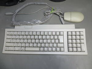 Apple　Keyboard　II　Desktop Bus Mose II　ADB