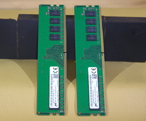 Micron MTA8ATF1G64AZ-3G2J1　DDR4-3200 (8GB x 2) 16GB